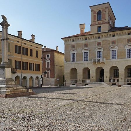 Toson D'Oro Bed & Breakfast Sabbioneta Exterior foto